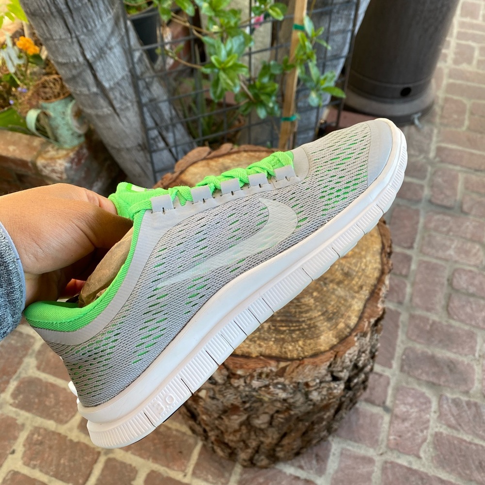 NIKE FREE 3.0 V5 | WOMEN | SNEAKERS | SIZE 8